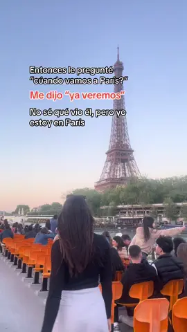 Uds ya visitaron París ? 🏛️ Al final fue mi mejor amiga quien me llevó 😭❤️ la amo demasiado !  Qué rico se siente tomar un cóctel en la terraza de la cuidad del amor hablando de las pequeñas cosas de la vida con mi mejor amiga de siempre ❤️‍🩹 no hubiera podido imaginar mejor despedida 🤍 ya que el mes entrante me mudo a Colombia 🇨🇴 #viajeaparis #paris2025 #latinosenparis #torreeiffel #colombianosenespaña #latinosporelmundo #mejoramiga♡ 