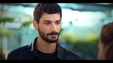 cok özlemiş  #hudutsuzsevda #hudutsuzsevdadizi #kesfet #foryoupage #halzey #halilibrahim #zeynepleto #zeynepkarasu #halilibrahimkarasu #denmir #denizcanaktaş #miraydaner #getbig #fyp #getviral #viralvideo #xyzcba #videos #big #viral 