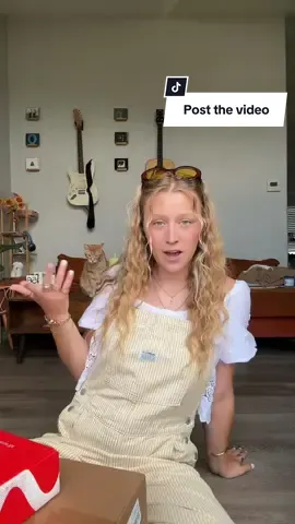 Watching this back maybe I’m just delusionally confident but I am having fun! And who cares what other people think #postthevideo #prhaul #cringe #fashioninfluencers #contentcreatortips 