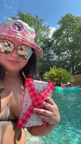 Just vibing with mom & my straps/clear case from @Strapsicle - Kindle Accessory @Strapsicle Shop  #kindleunlimited #kindlegirlie #strapsicle #kindlestrap #kindleaccessories #ereader #summerdays 