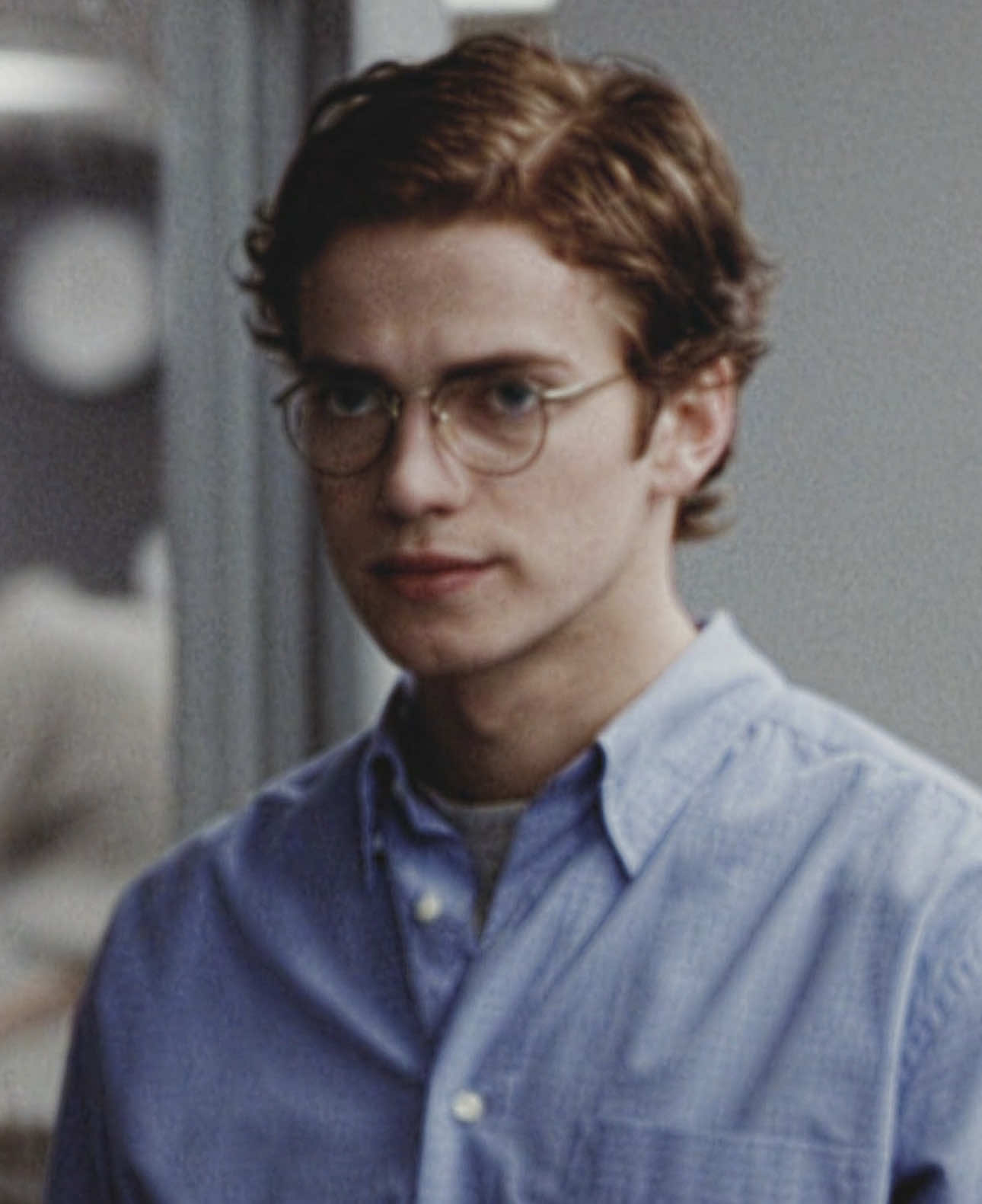 he's really pulling off those glasses #stephenglass #haydenchristensen #shatteredglass #tunasvoid 