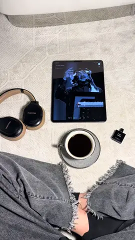 شيله جديدة بتفاصيل مميزة ✨ شوفوا كيف نفارق عن الكل! 🎶 #music #viral #trending #شيله #موسيقى #فنون #تجربة_جديدة #مساء الهدوء مع قهوتي ☕✨ هكذا أفضل! #CoffeeVibes #ChillEvening #مساء #قهوتي #استرخاء_استمتع_راحه_نفسيه_هدوء 