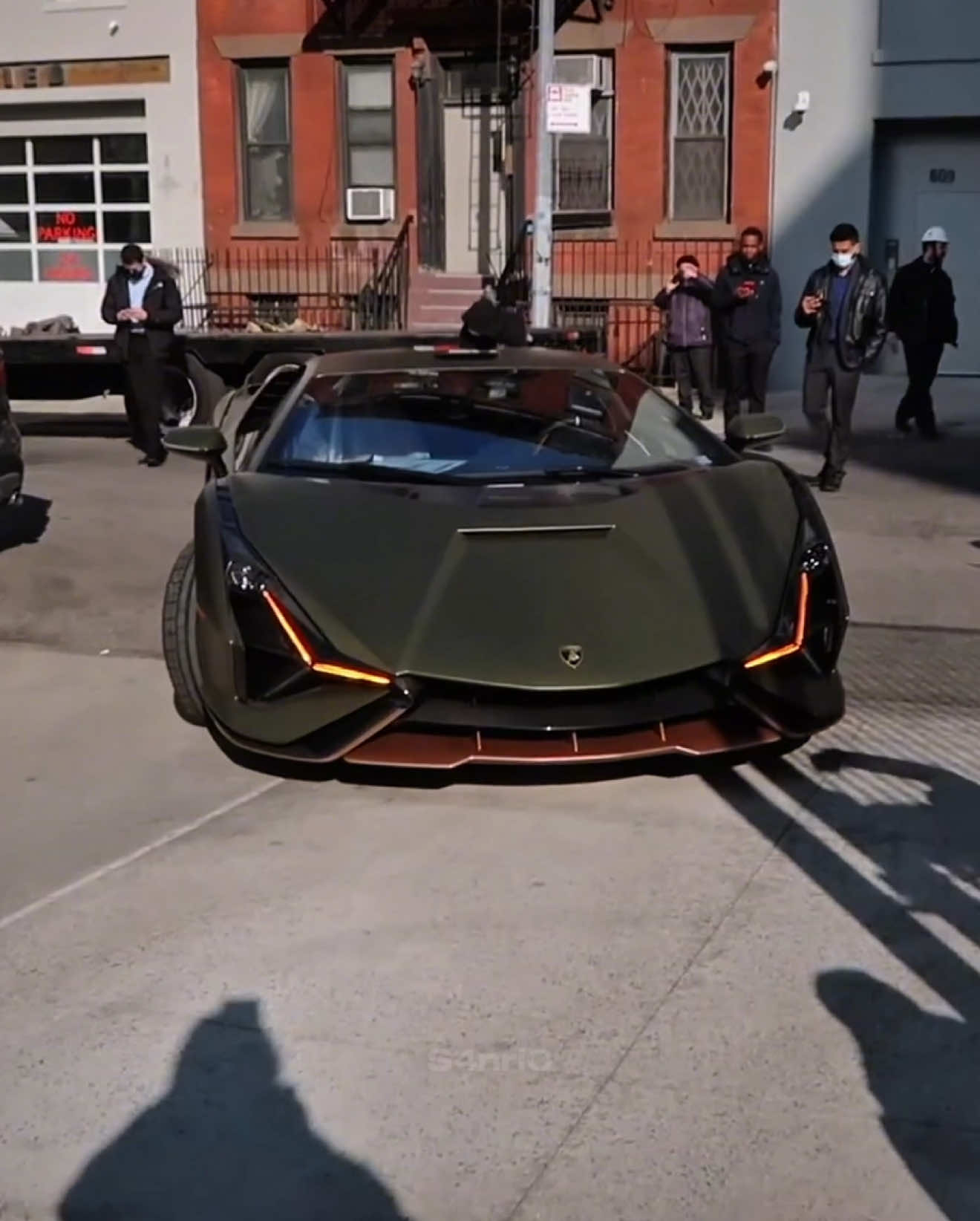 This unboxing cost 3.000.000 USD 😍 #carsedits #supercars #hypercars 