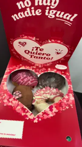 Cómo olvidar la caja musical edición San Valentín de #kryspykreme #cajamusical 🎶🍩❤️