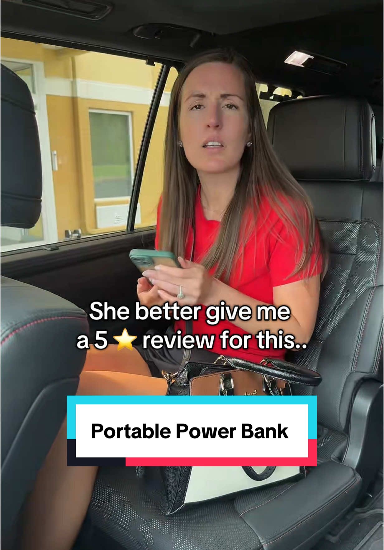 She ended up giving me a really good tip for helping her out. #powerbank #portablepowerbank #magneticpowerbank #portablecharger #wirelesscharger #fastcharger 