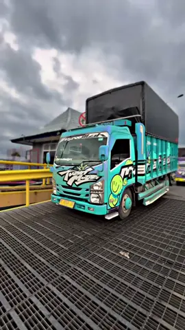 #krodong_mania_indonesia #truckmodifiedindonesia #beradaterbaru #fyppppppppppppppppppppppp 