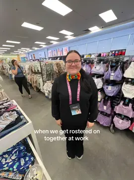 @libby🐞꩜  fun times 🤭😛 #fyp #viral #foryoupage #retail #retailjob #bestie #relatable #girlhood #teamworkmakesthedreamwork 