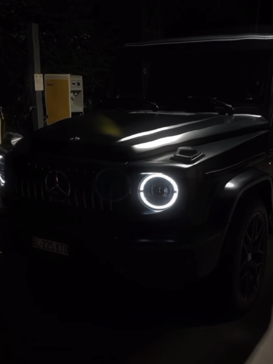 𝘚𝘩𝘦'𝘴 𝘔𝘺 𝘈𝘭𝘪𝘣𝘪🔥🖤|GWagon🔥 #english #unfreezemyacount #capcutmaster #speedramp #trendiing #templatecapcut #fyp #fypdong #goviral #carsedit #fypgakni #foryoupage❤️❤️ #gwagon #alibi #dontunderreviewmyvideo 