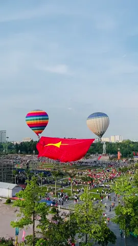 🇻🇳 Tự Do - Hoà Bình là 2 món quà ý nghĩa nhất  🎉Chúc mừng 135 năm ngày sinh Chủ tịch Hồ Chí Minh ❤️ #skylight #kyniem135namngaysinhnhatbacho🇻🇳 #chucmungsinhnhatbac #tpvinh #viral #fyp #nghean 