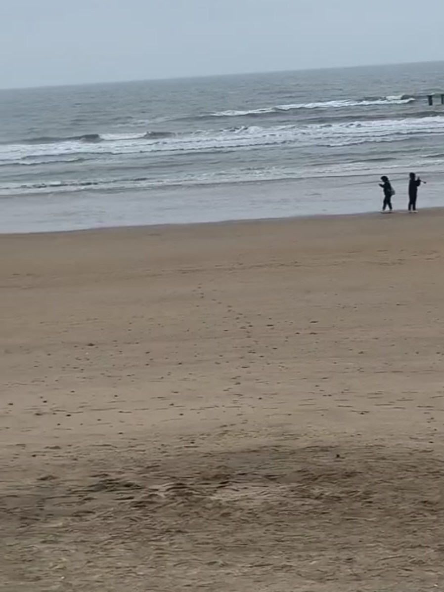 Seaside Walk #seaside #fun #travelling #travel 