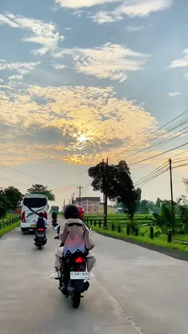 morning all #morningvibes #pemalangikhlas #pemalanghits #pemalang24jam #sunrise #pagi #seninceria #pemalangselatan 