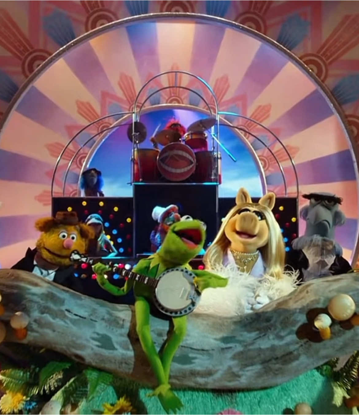 I’m not an editor I just had a vision 🙌 #muppets #themuppets #themuppetshow #kermit #kermitthefrog #kermitedit #kermitthefrogedit #jimhenson #sesamestreet #misspiggy #viral #edit #franksinatra #foryoupage #fyp #misspiggyandkermit #misspiggyedit #jimhensonedit 