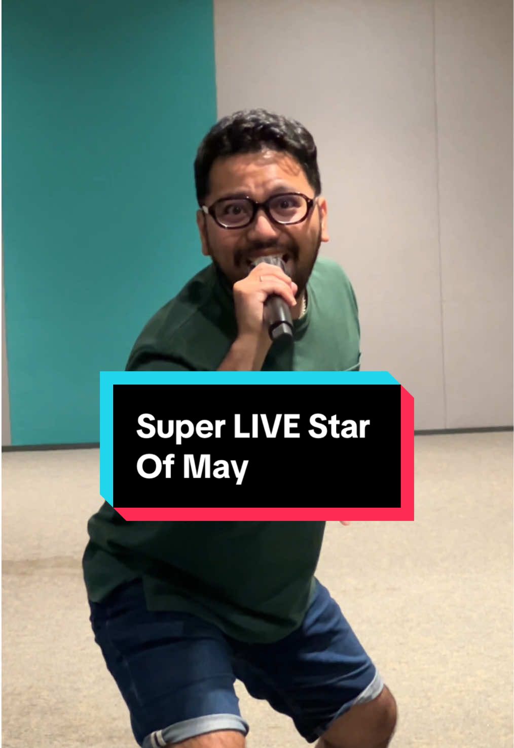 Semua kreator dan penonton bisa ikutan! Menangkan gadget terbaru hingga masuk ke billboard di Jakarta! #SuperLIVEStar #SuperLIVEStarOfMay 