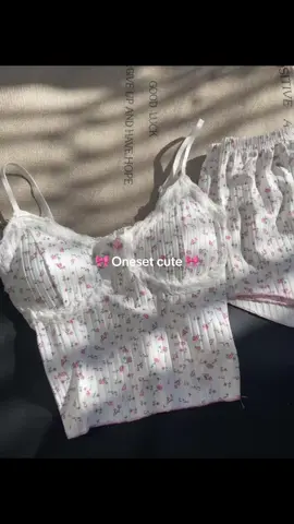 #oneset #piyamaset #piyamatidur #sleepwear #foryoupage 