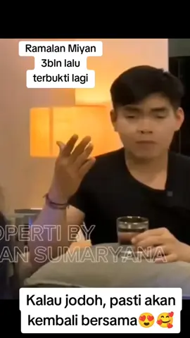 Alhmdlh skrg Aisar semakin bersinar kembali Krn setiap hari wajahnya wara Wiri di tv, podcast densu meledak, SM ricis pun podcastnya tranding, masyaAllah... #teraisaraisar😍😍  #aisarsultanmalaysia  #aisarkhaledd 