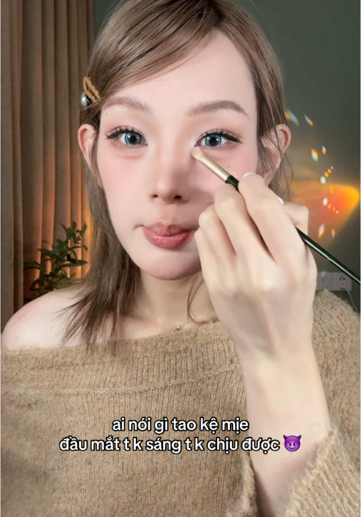 chuỵ thích chuỵ lố v đoáaa 😏 #LearnOnTikTok #makeupwithduc #makeup #fyp 
