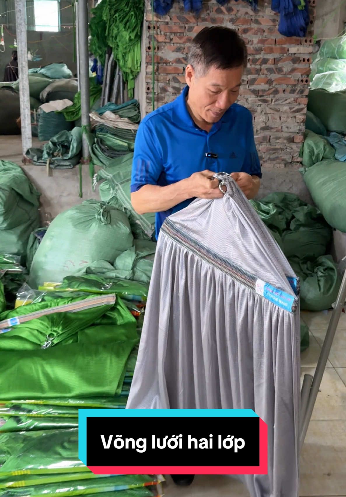 Lưới võng hai lớp Phương Trang KT 1,3mx2,4m có thanh thép hai đầu chống đau vai gáy #kemmoctreochinhcangvong #thinhhanh 