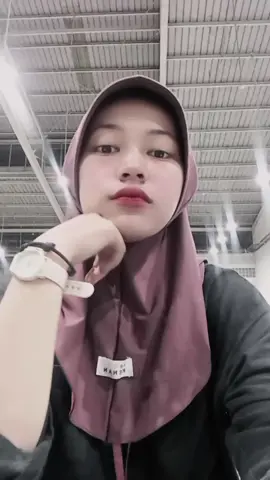 Hii buat kalian yg ngagep aku tuh se perfect itu²ga bnr ya because I am also a human who has shortcomings, ak ga mau kalian berekpresi berlebihan tentang ak, so far ak berusaha cinta sm diri ak tanpa ad rasa insecure Maacihh❤️🤏 #fyppppppppppppppppppppppp  #bingungharusgimana 