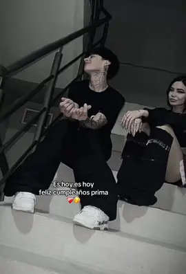 Este video, es Pa mi prima <3 q está cumpliendo años hoy y kro darle este lindo video🫶🏿💘<3 tqm mucho prima recuerda q eres valiosa <3#fly#textos#frases#Maxvalenzuela#Nova#zxybca#tiktokponemeenparati 