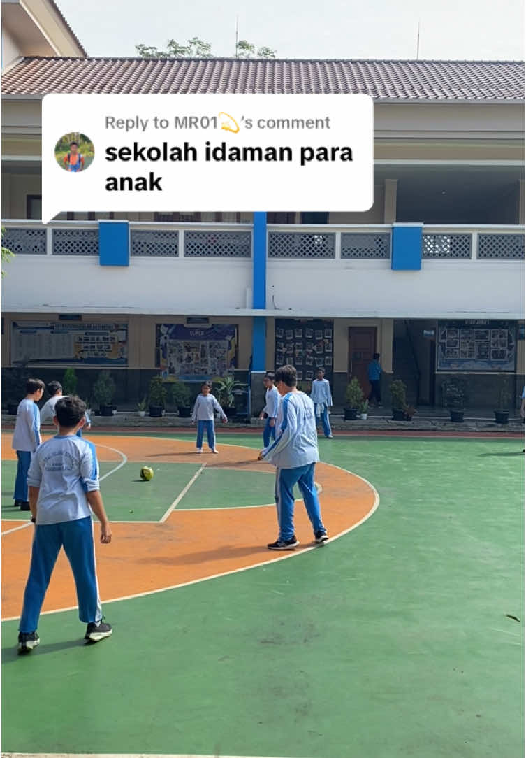 Replying to @MR01💫  mampir mampir #bocil #gilabola #genz #genalpha #anaksekolah #sd #indonesia #brazil 