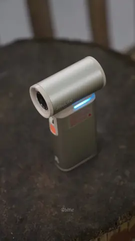 Kecil-kecil badai! 🌪️ Jisulife Ultra1 Turbo Jet Blower ini kipas portable paling powerful & multifungsi yang pernah aku coba! Baterai 9000 mAh kualitas sesuai harga 🎖️ Wajib punya buat kalian yang mobile terus   #kipasmini #jisulife #jisulifeportablefan #jisulifefan #kipasturbojet #kipasturbo #handheldfan  