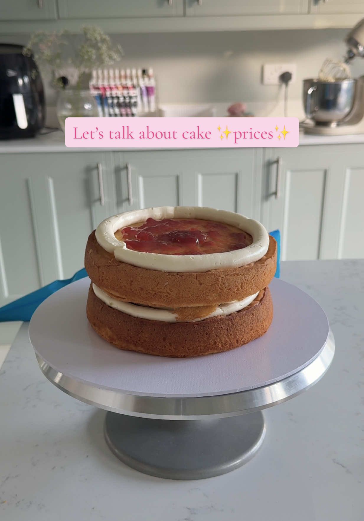 Let’s talk about cake prices🎂✨ #cakeprices #crumbcoat #cakedecorating #fyp 