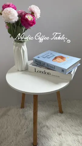 Wooden nordic coffee table for living room or bedroom 💫🌟 #coffeetable #sidetable #table #roundtable #woodentable #smalltable #nordictable #homeessentials #furnitures #homefinds #homedecor 