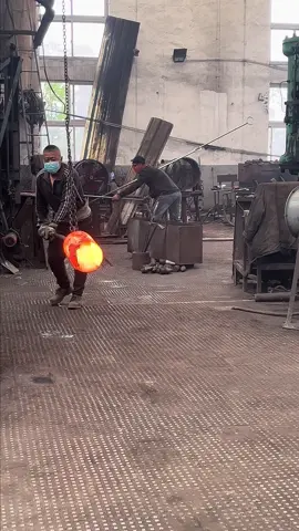 Make in China Powerful Machines for Thinning Massive Iron Blocks #machine #factory #process #stamping #forging #manufacturer #producer #technology #industrial #iron