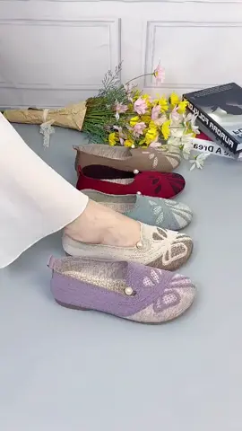#sepatusliponwanita #flatshoescantikk #flatshoescewek #sepatuwanitaimport #sepaturajutwanita #sepatuwanitakekinian #sepatuwanitakoreanstyle 