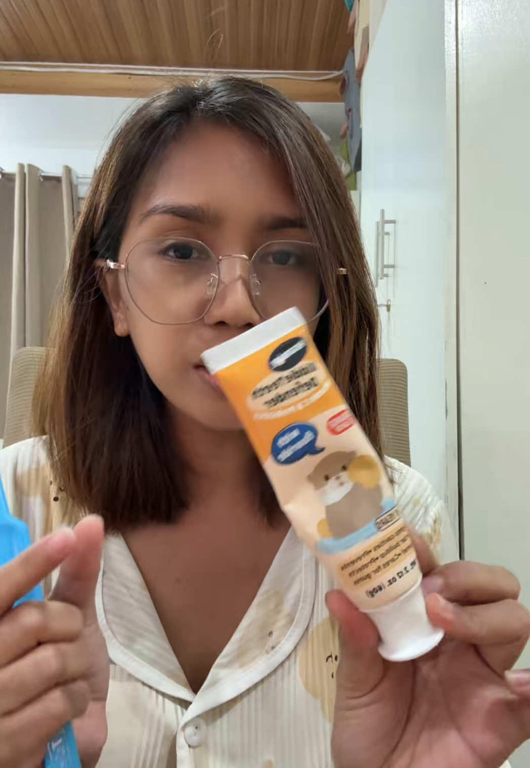 Replying to @MAVICxxx flouride toothpaste for toddlers #toothpasteforkids #toddlerdentalcare #toothpastefortoddlers 