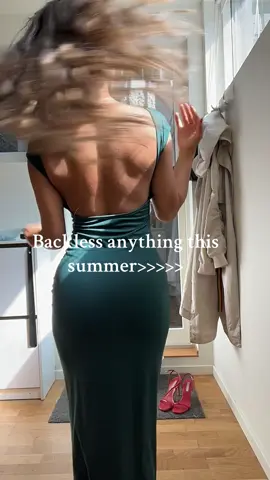 👗🤓🤓 #backlessdress #fyp #foryou #fashion #Summer #OOTD #back #gym #maxidress #trend #summerdress #gains #trending #style #daily #summeroutfit #outfit #summerdress
