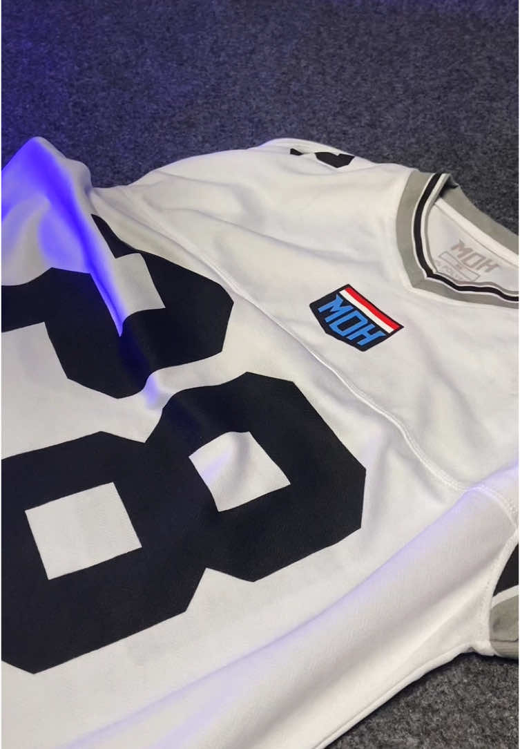 Baju kaos jersey dewasa unisex pria wanita 28 virall#bajukaosjersery#kaosjersey#bajujersey#kaosjerseyviral#kaosjersey28#kaosjersey88#bajujersey88 #bajujerseydewasa 