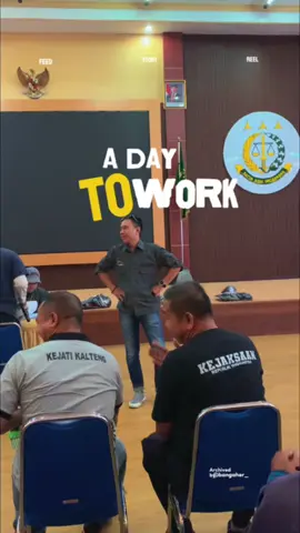 Bekerjalah seolah-olah kamu hidup 1000 tahun lagi. Sisanya tiktokan aja…heheh  #adayinmylife #bangaher #fyp #masukberanda 