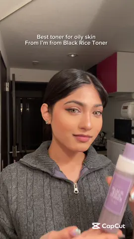 @imfrom_us ko black rice Toner chai oily skin type ko lagi perfect huncha hai . Hajur haru ko skin type kasto cha guys ? Anyway , hereko ma thank you :) #fy #foryou #foryoupage #foryoupageofficiall #nepaligirl #nepalitiktok #nepaliinjapan #skincare #skincareroutine #kskincare #koreanskincareproducts #ricetoner #blackricetoner #imfromricetoner #imfrom #fyyyyyy #fyし 