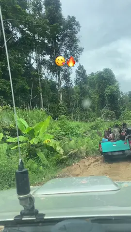 #fypシ゚ #hilux4x4 #lintaspapuabarattrailadventure #sorotandunia #public #bintunipapuabarat❤️🔥 