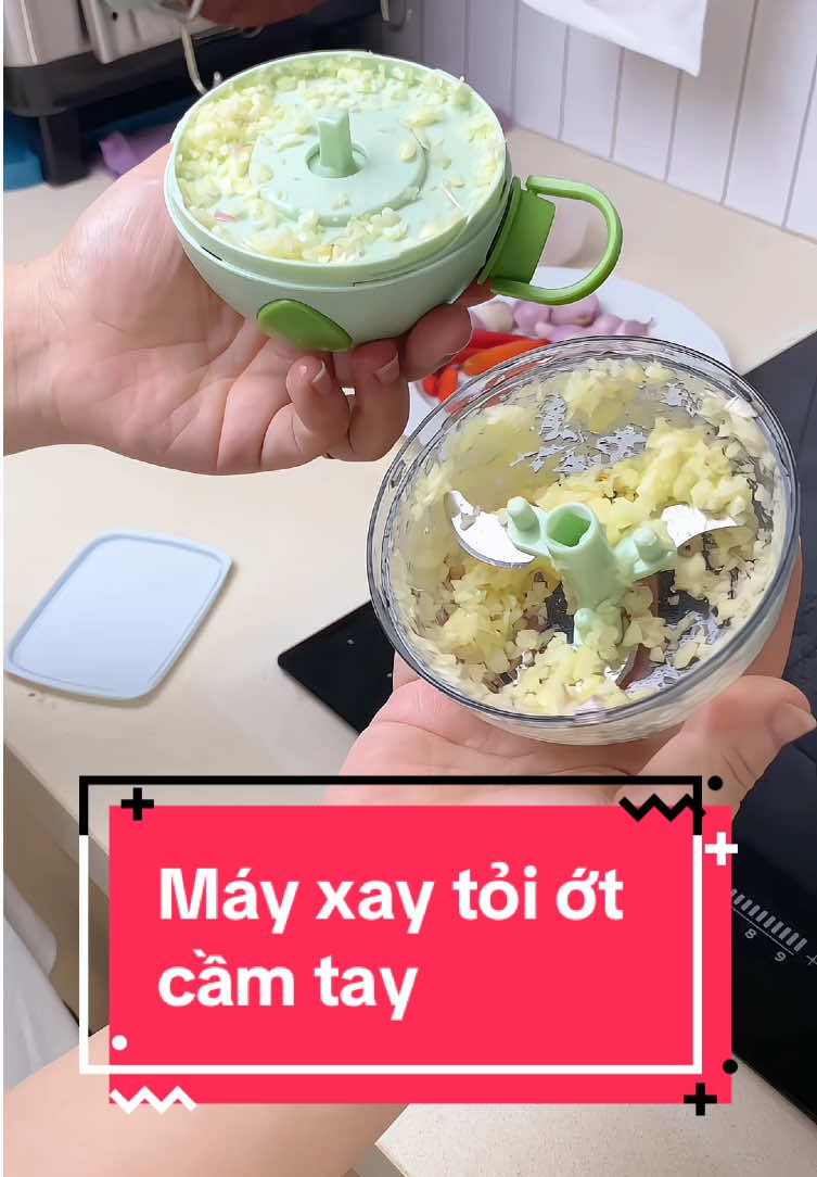 Từ nay chị em không cần bă.m dậ.p hành tỏi mà bị cay mắt nữa đâu nha 🥹 Dùng máy xay tỏi ớt này nè, nhanh gọn, sạch sẽ #mayxaytoiot #mayxay #mayxaymini #mayxaymini #mayxaycamtay #thuthushopping #viral #xuhuong 