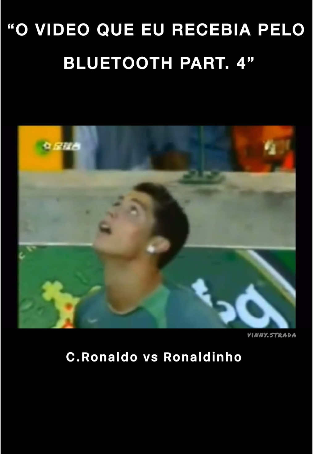 C.Ronaldo vs Ronaldinho ⚽️🔥 #cr7cristianoronaldo #ronaldinho #skills #frestyle #nostalgia 
