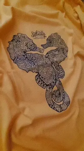 LUKISAN KUDA LAUT DI KAOS #lukisankreatif #seahorse #kaosviral #suryafitriadi 
