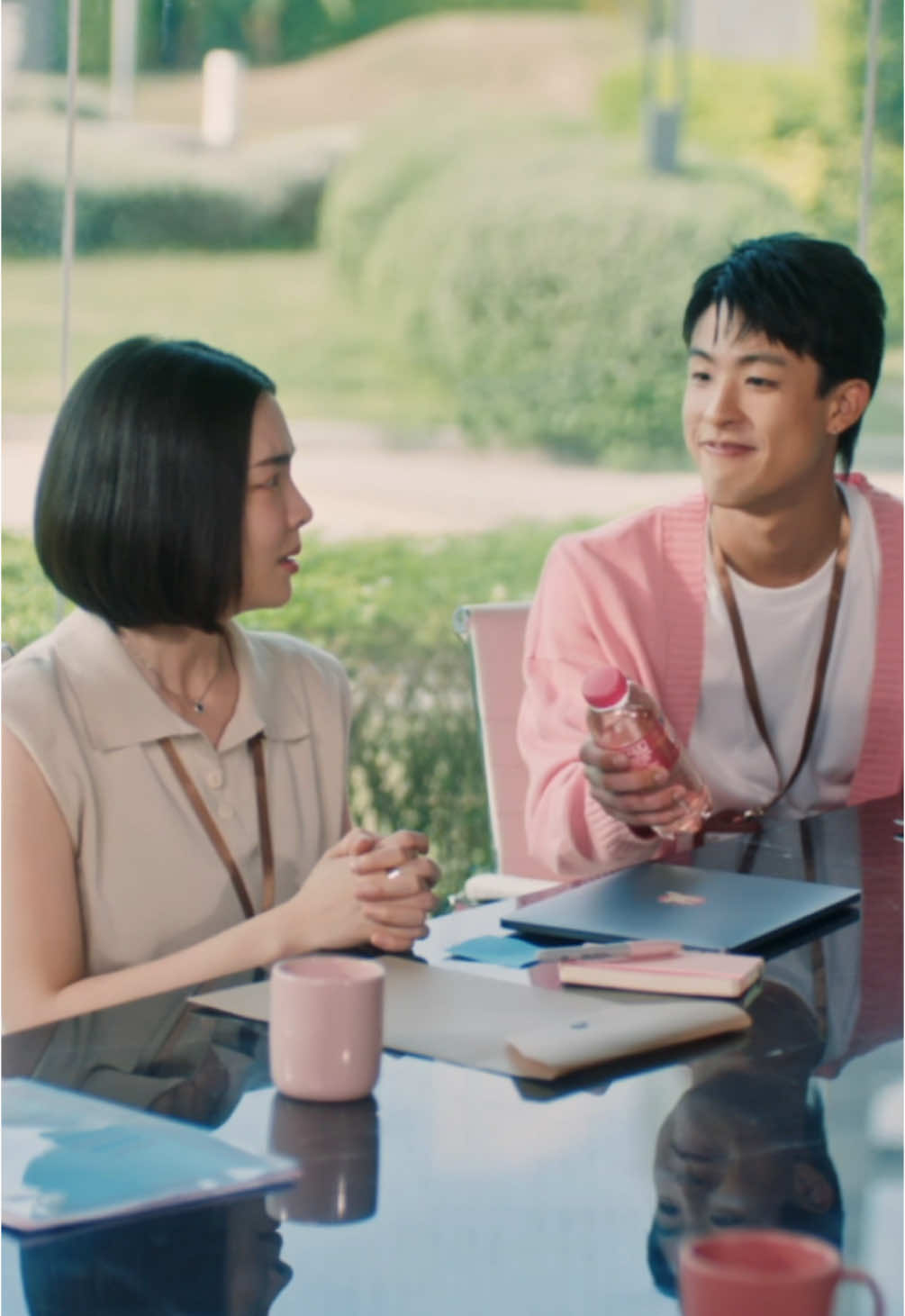 เพราะบางที…ความห่วงใยไม่ต้องพูดเยอะ แค่แสดงออกผ่านสิ่งเล็ก ๆ ที่ใส่ใจ ก็เพียงพอแล้ว 🐶😼 #VITADAY #วิตอะเดย์ #ห่วงใยคุณในทุกวัน 