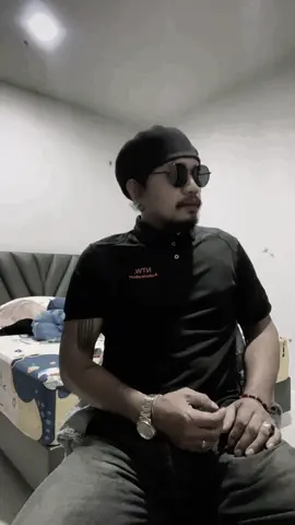 คืนที่เงียบเหงา มันช่างมืดจนไม่เห็นเงาตัวเอง