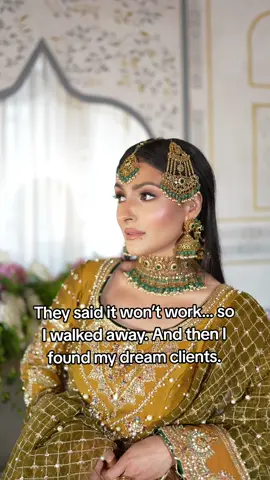 Soft glam Mehendi Bridal Look by me on @Iqra  dress @Preloved Passion StudioUk  jewellery @Jewels By Nazish  dm me to book your spot #mua #fyp #afshankhanmakeupartist #london 
