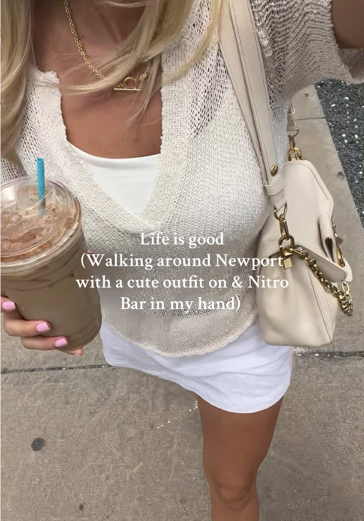 Nothing beats this ! @The Nitro Bar #eastcoastsummer #nitrobar #nitrobarrhodeisland #nitrobarnewport #whattowear #OOTD #outfitinspo #outfitoftheday #newportri #rhodeisland #newport #summeroutfits 