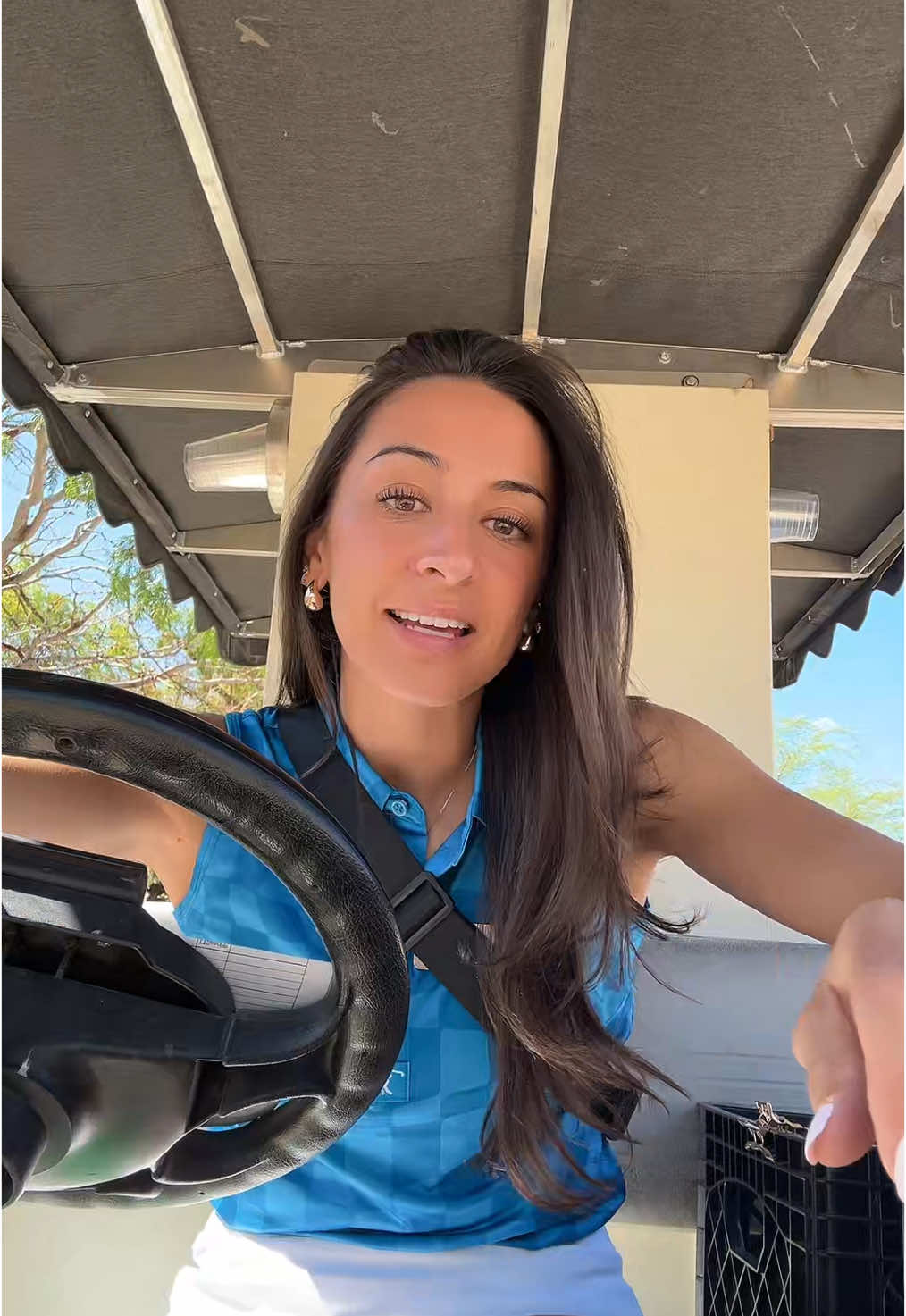 Me & the dad staring at each other in silence 👁️👄👁️……😂  #funn #funnyvideos #joke #golf #kidsoftiktok #sport #vegas  