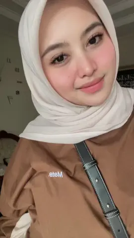 kerudungnya ga rapih rapih🥱