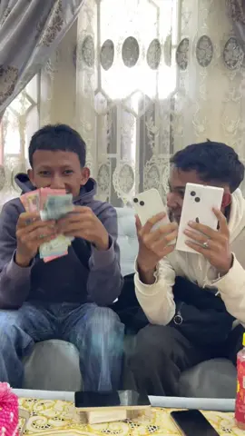 Soldout iPhone 13 128gb  Terimakasih adeknya sudah datang jauh jauh🫡
