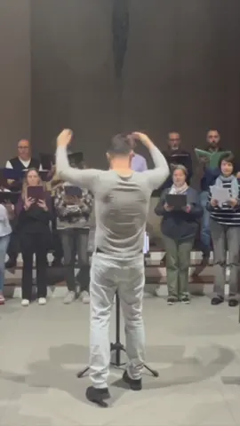 Sono iniziate le prove d’insieme per il concerto che celebrerà i 500 anni dalla nascita del “Principe della musica”, Giovanni Pierluigi da Palestrina. In questo reel vi facciamo ascoltare un estratto dall’Agnus Dei II della Missa Brevis. Tra pochi giorni vi sveleremo tutti i dettagli del concerto. Nel frattempo… buon ascolto! Ensemble rehearsals have begun for the concert celebrating the 500th anniversary of the birth of the “Prince of Music,” Giovanni Pierluigi da Palestrina. In this reel, we’re sharing a short excerpt from the Agnus Dei II of the Missa Brevis. In just a few days, we’ll reveal more details about the concert. In the meantime… enjoy the music! #Palestrina500 #MissaBrevis #CoroPolifonico #MusicaSacra #ChoralMusic #RenaissanceMusic #CoroInConcerto #GiovanniPierluigiDaPalestrina #EarlyMusic #AgnusDei #SacredMusic #ChoirRehearsal #ClassicalMusic #ChoralLove #VocalHarmony #PolyphonyPower #BaroqueVibes #MusicaAntica #ChoralCulture @dailychoirs 