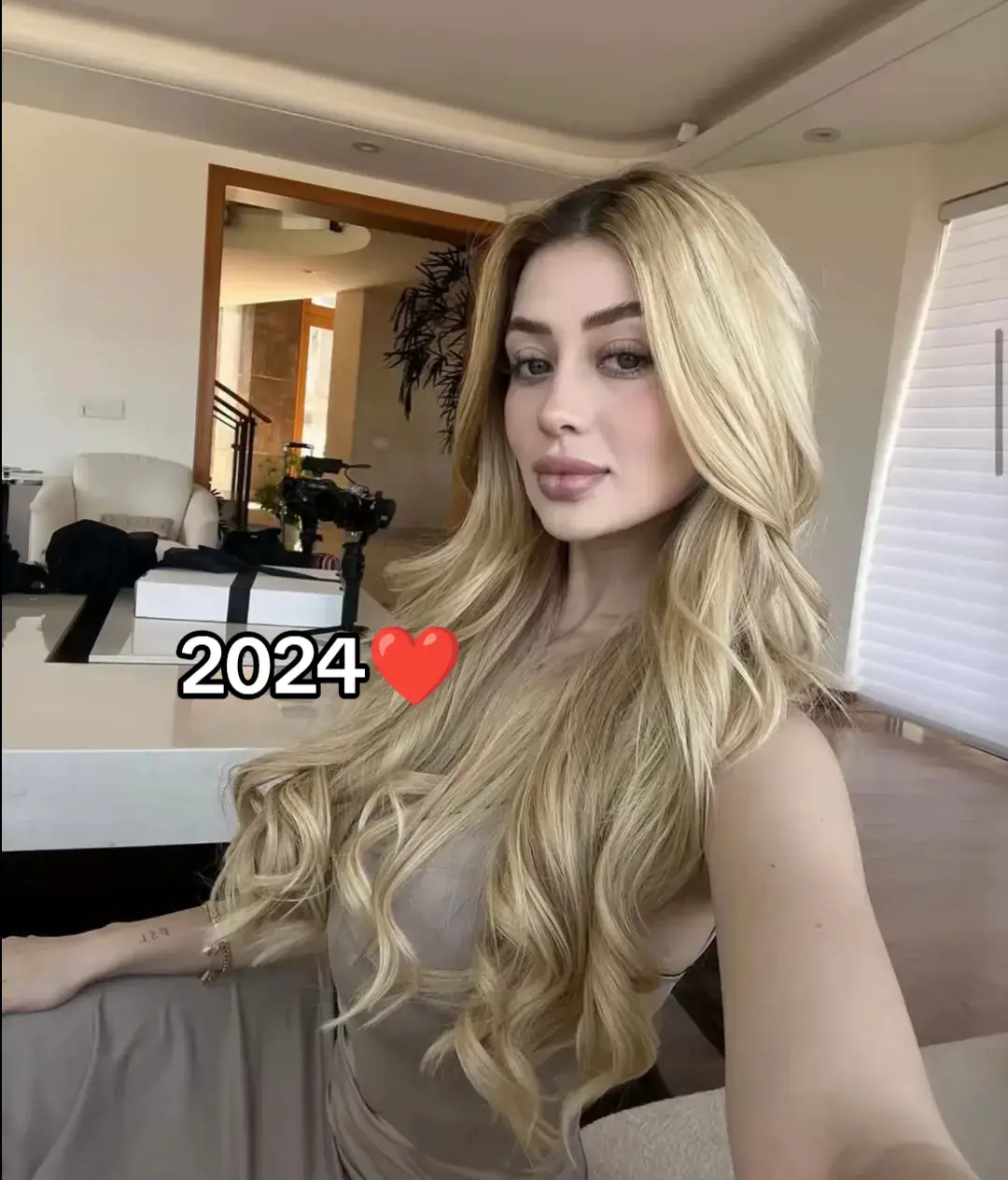 @ERIKA HERNANDEZ #capcut_edit #capcut_edit #fypageシ #foryoupageeeee #edit #capcup___edit #serbiaschool #emakobiljski #valeria #valériamarquez arquez