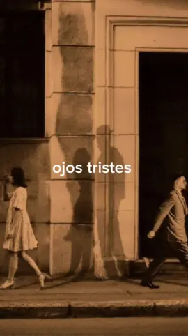 #ojostristes #selenagomez #bennyblanco #fyp  #foryou #sad #song #couple #goldhour #sunset #Love #romantic #break