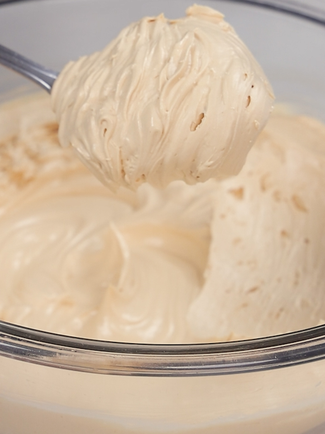 Caramelo batido, a combinação fantástica que dá água na boca! #receita #receitas #caramelo #doce