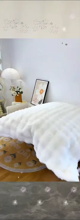 Snuggle up in luxury! Our ultra - soft, warm blankets are perfect for chilly nights and cozy naps. Available in various colors and sizes. Transform your comfort game now! #SoftBlankets #Warmth #CozyLiving #HomeComfort #BlanketSale#fyp #tiktok 